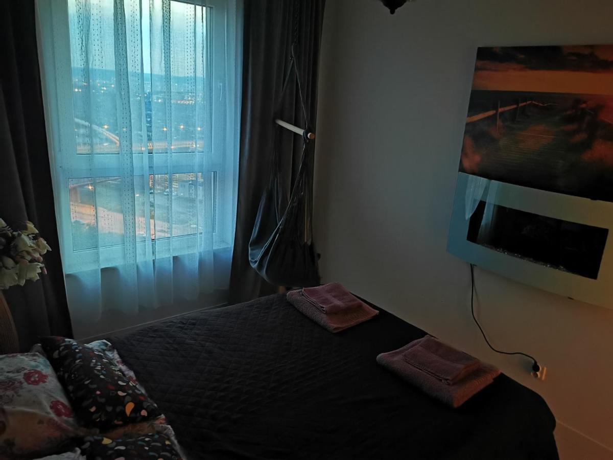 Apartament Przy Bursztynowym Stadionie Gdańsk Exterior foto
